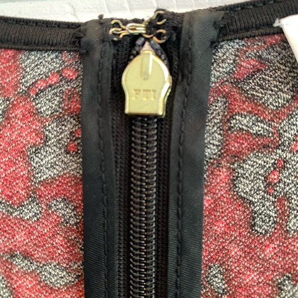 NWOT MICHAEL KORS RED & BLACK FLORAL MIDI SHEATH DRESS - SIZE XL - Picture 6 of 16